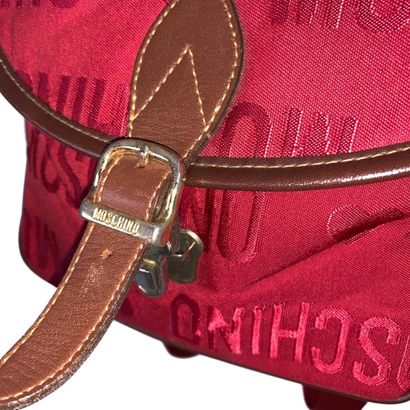 90’s Red Moschino Print Backpack - Picture 7 of 10